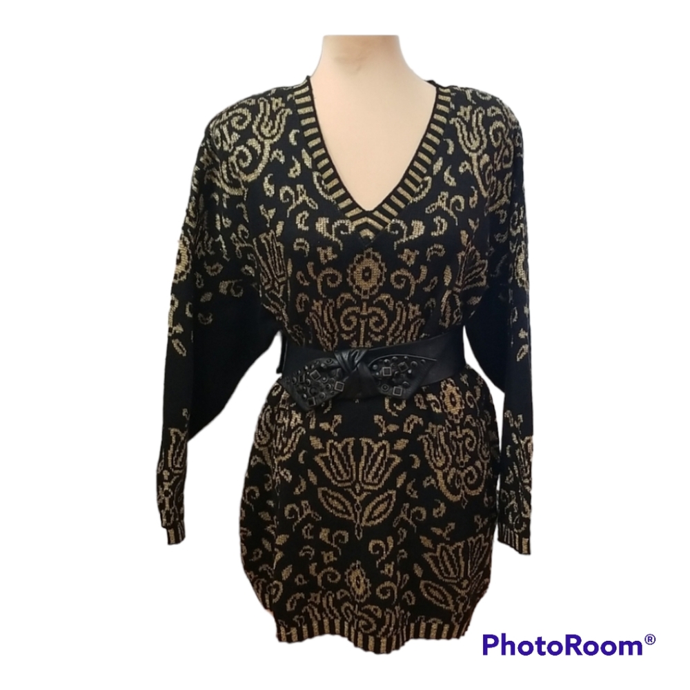 Vintage Pierre Cardin black and gold metallic sweater, size L